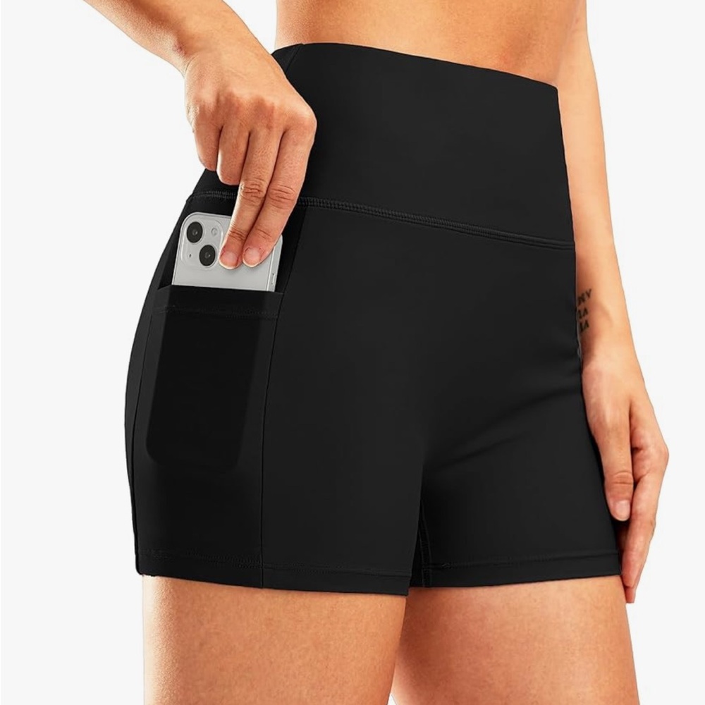 High-Waisted Black Women's Swim Shorts with Pocket